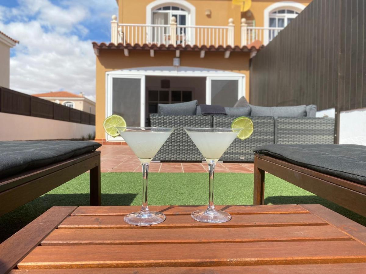Villa Casa Beronia Costa De Antigua Exterior foto